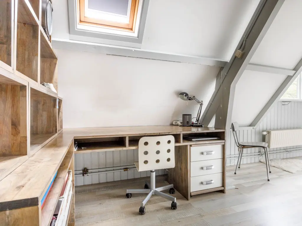 Lorentzkade 11, Leiden