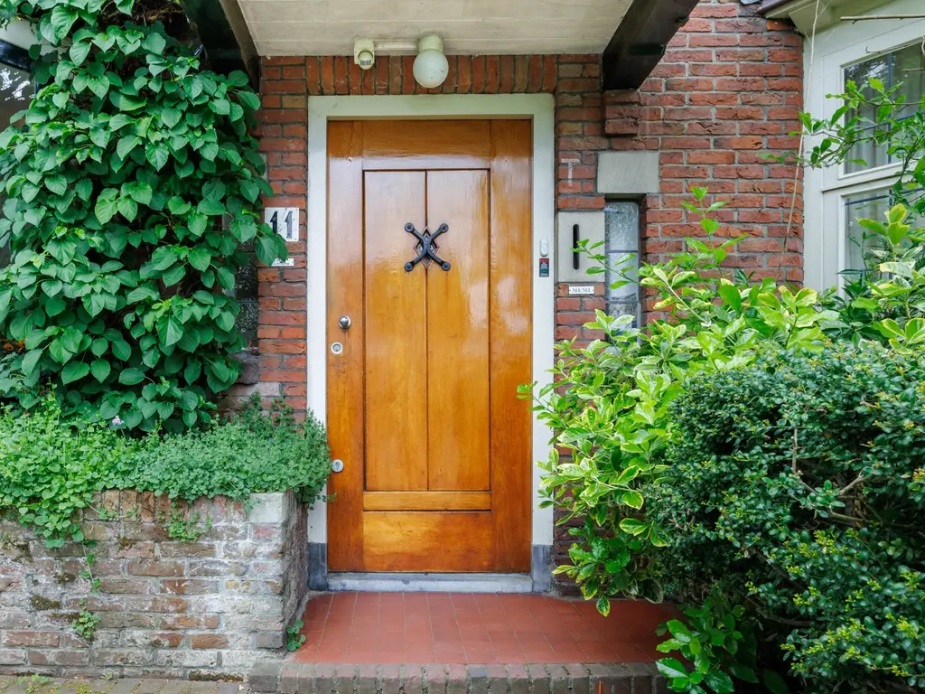 Lorentzkade 11, Leiden