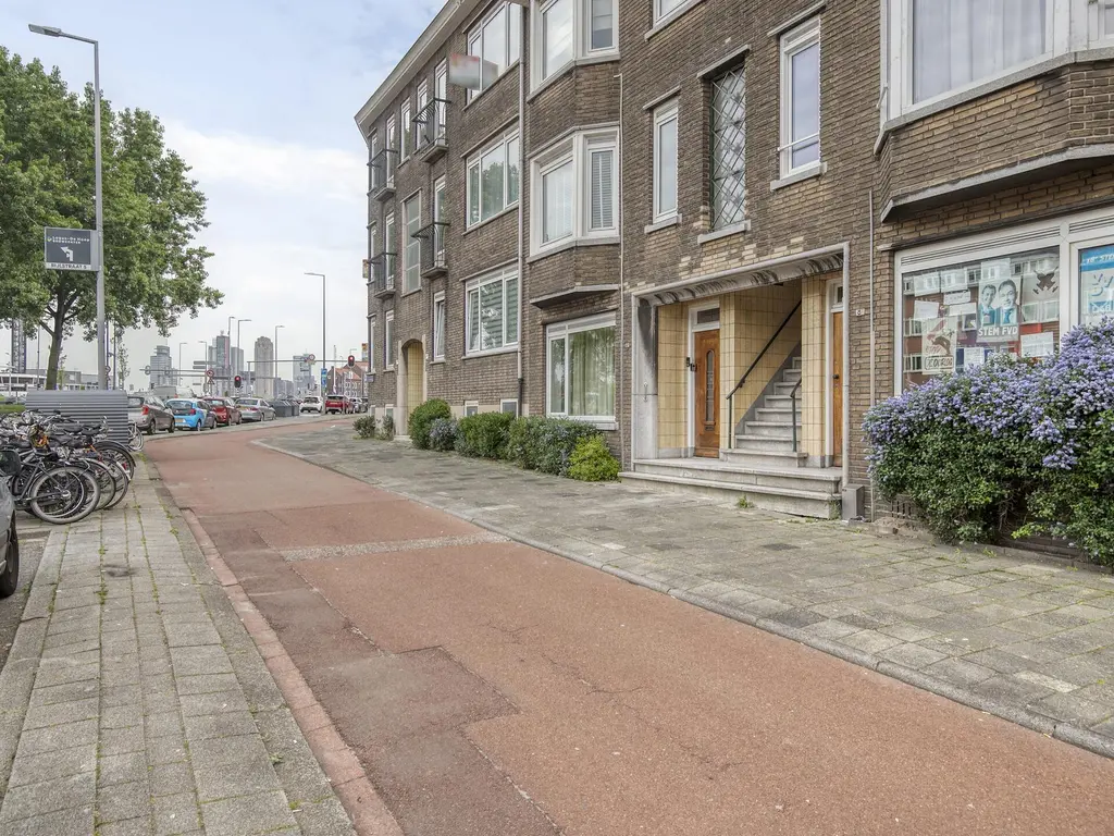 Dorpsweg 6B, ROTTERDAM