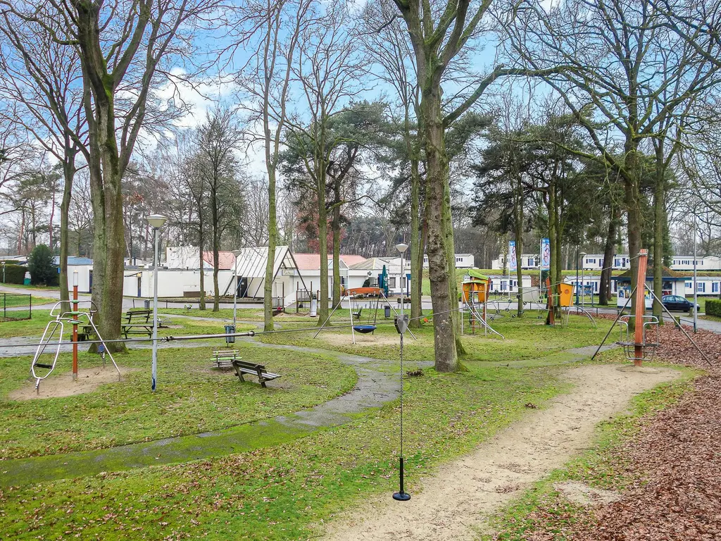 De Peel 13J91, Heel