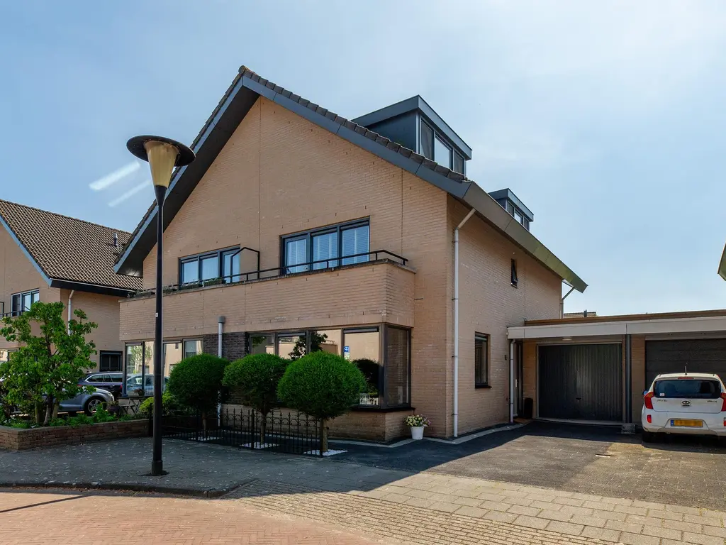 Wolvenburg 112, BARENDRECHT