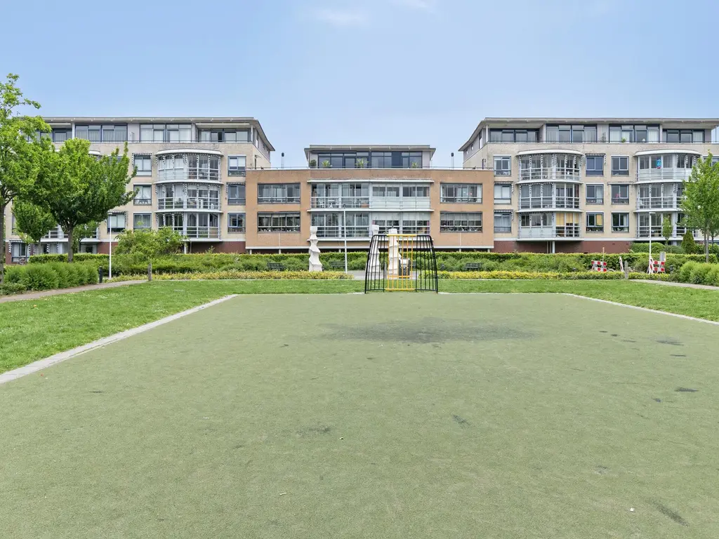Serenadelaan 103, BARENDRECHT