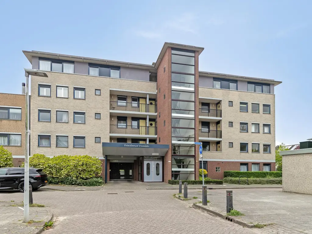 Serenadelaan 103, BARENDRECHT