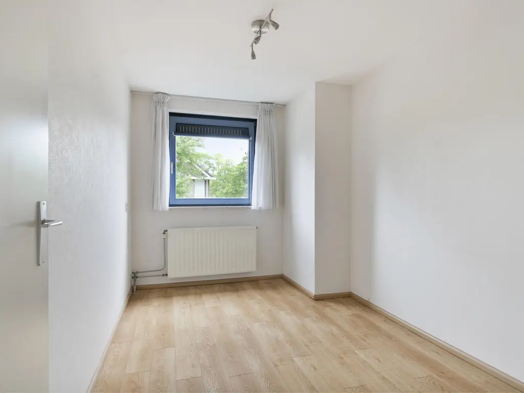 Serenadelaan 103, BARENDRECHT