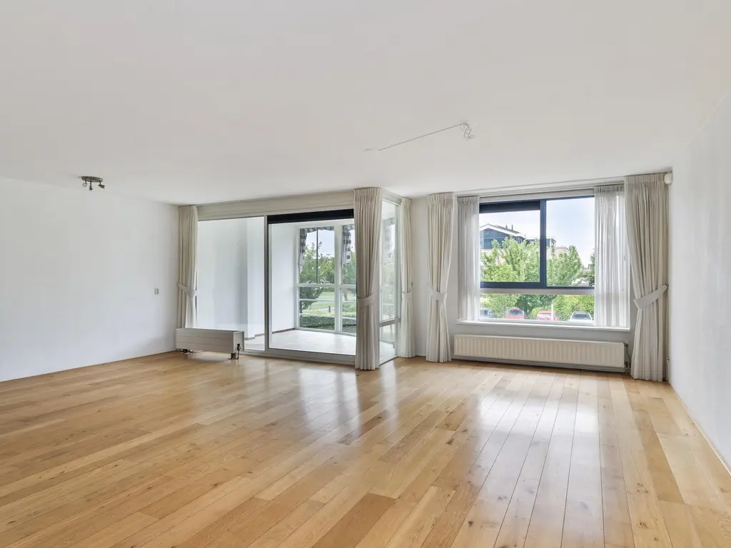 Serenadelaan 103, BARENDRECHT