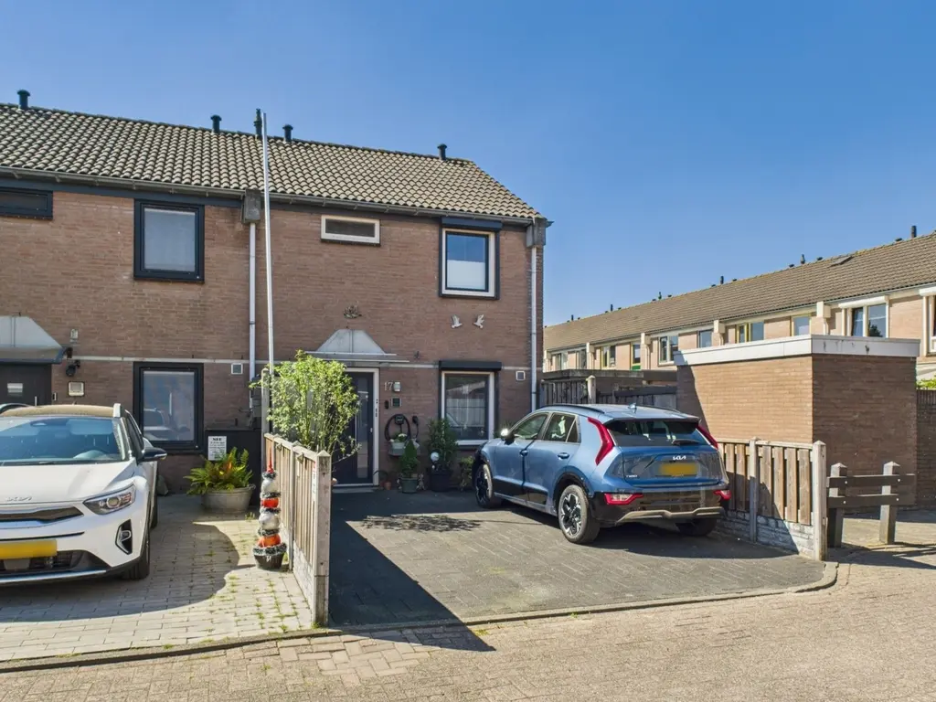 Drakenberg 17, Roosendaal