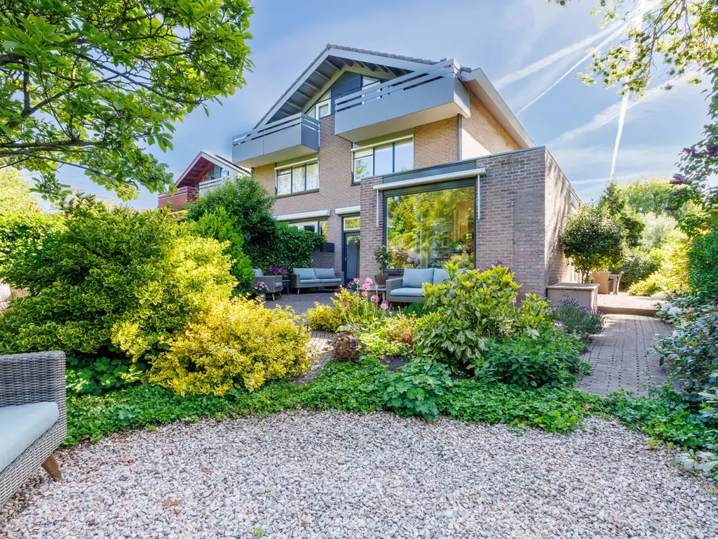 Zonnebloem 2, Leiden