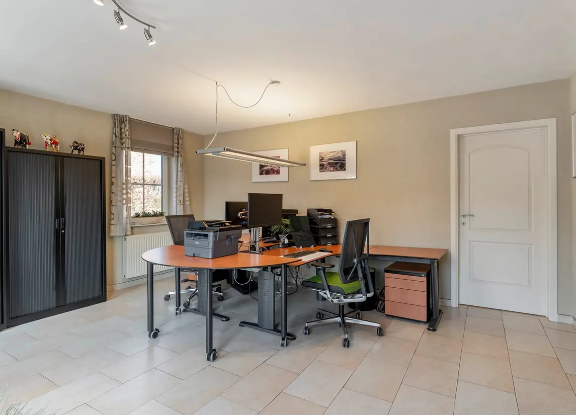 Hoevenstraat 27  