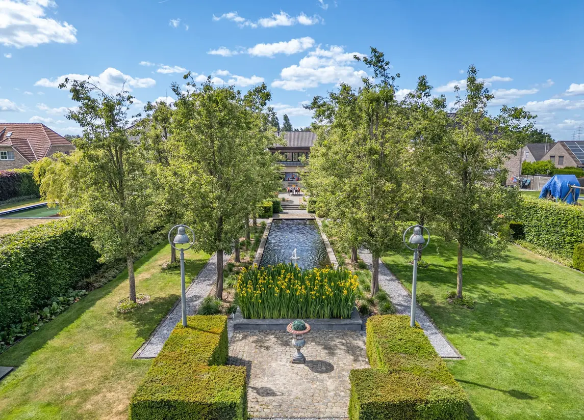Hoevenstraat 27  