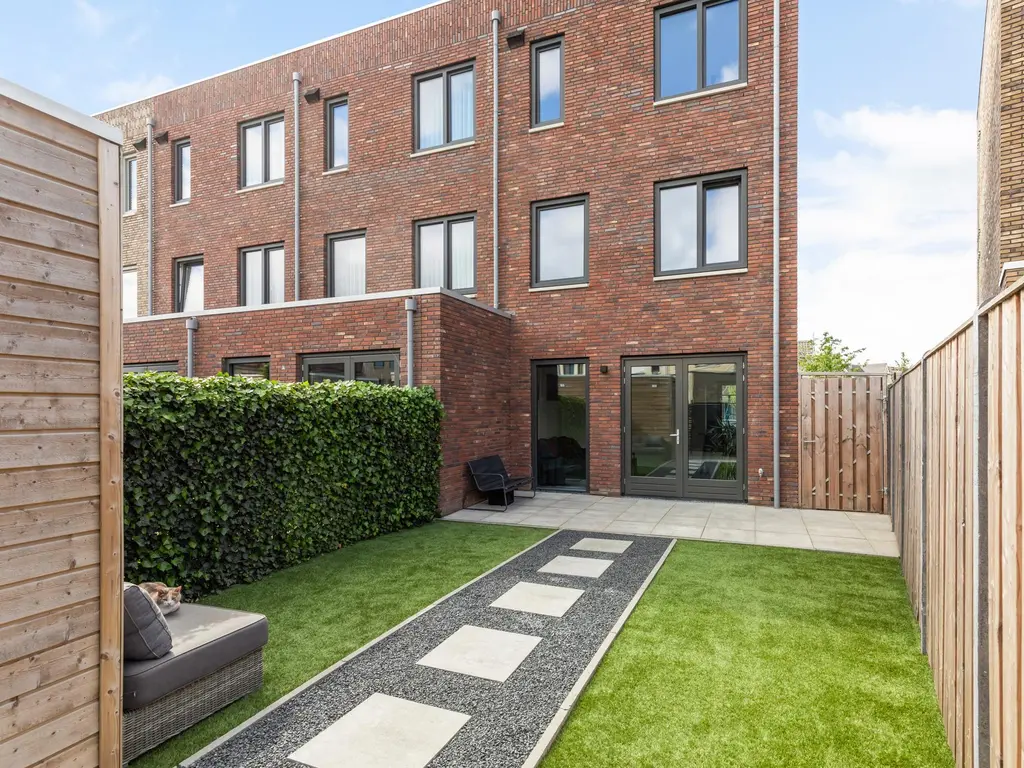 Burgemeester van Dijkesingel 192, GOUDA