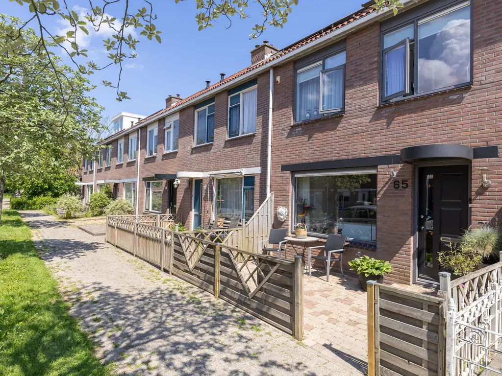 Grutto 65, Hoorn