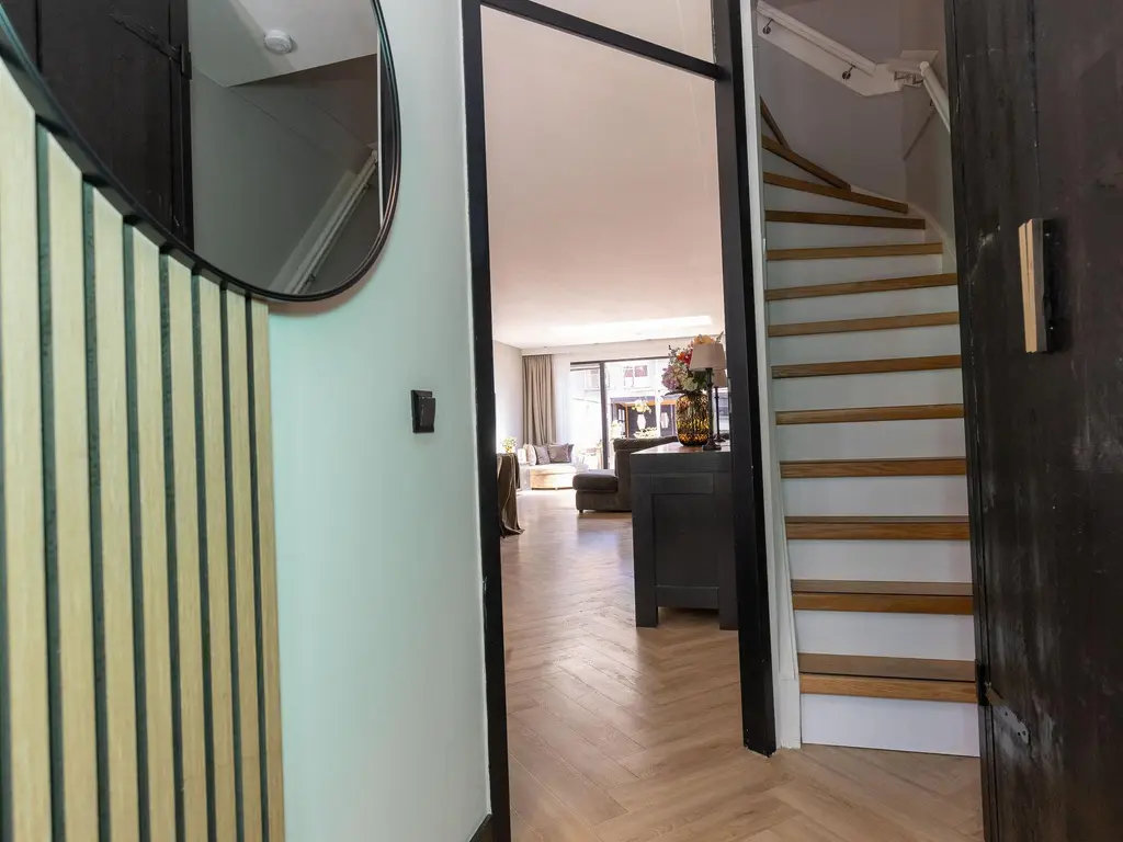 Grutto 65, Hoorn