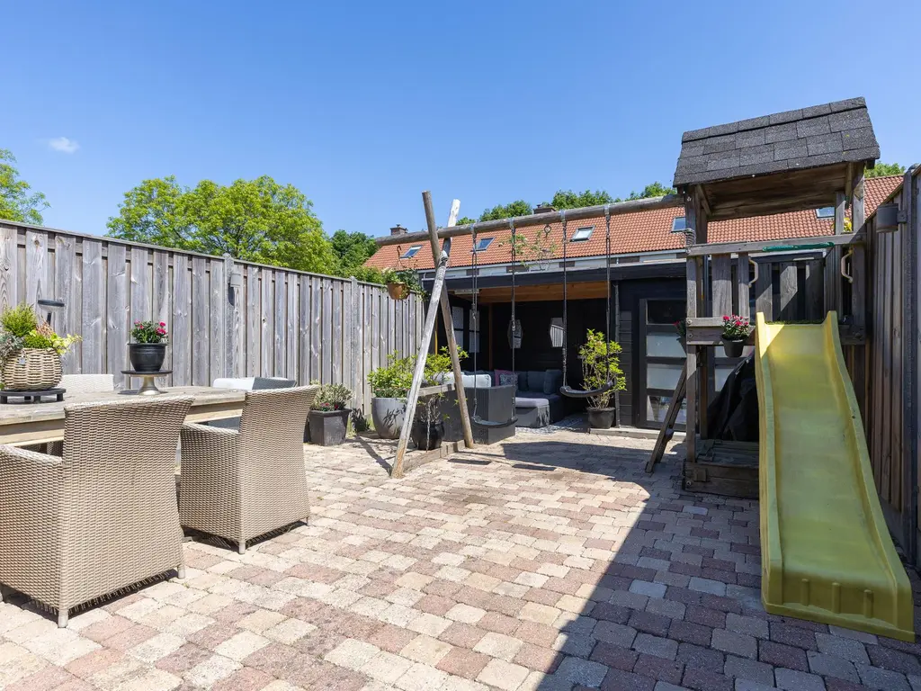 Grutto 65, Hoorn