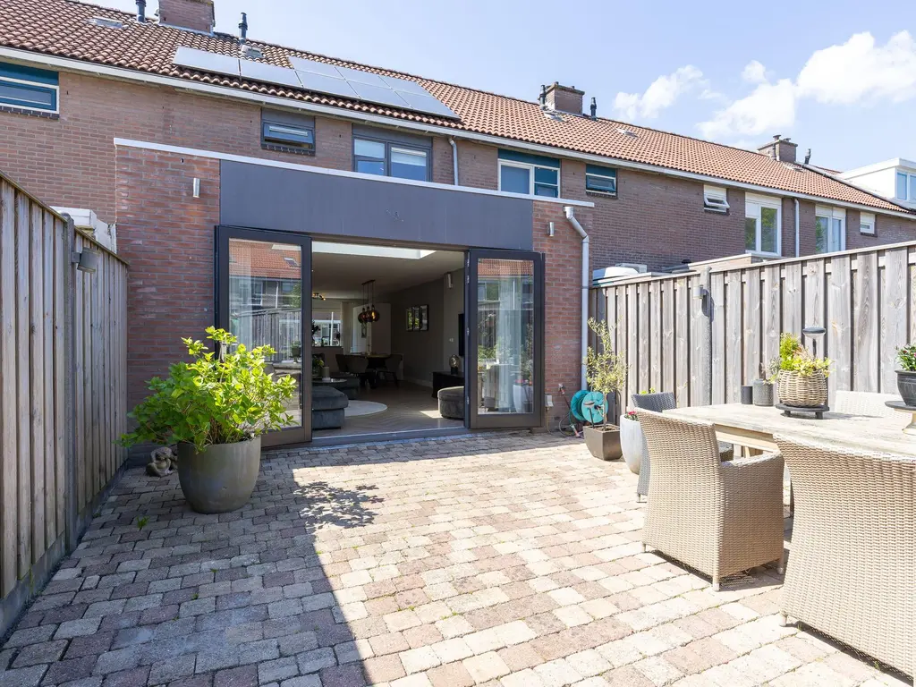 Grutto 65, Hoorn