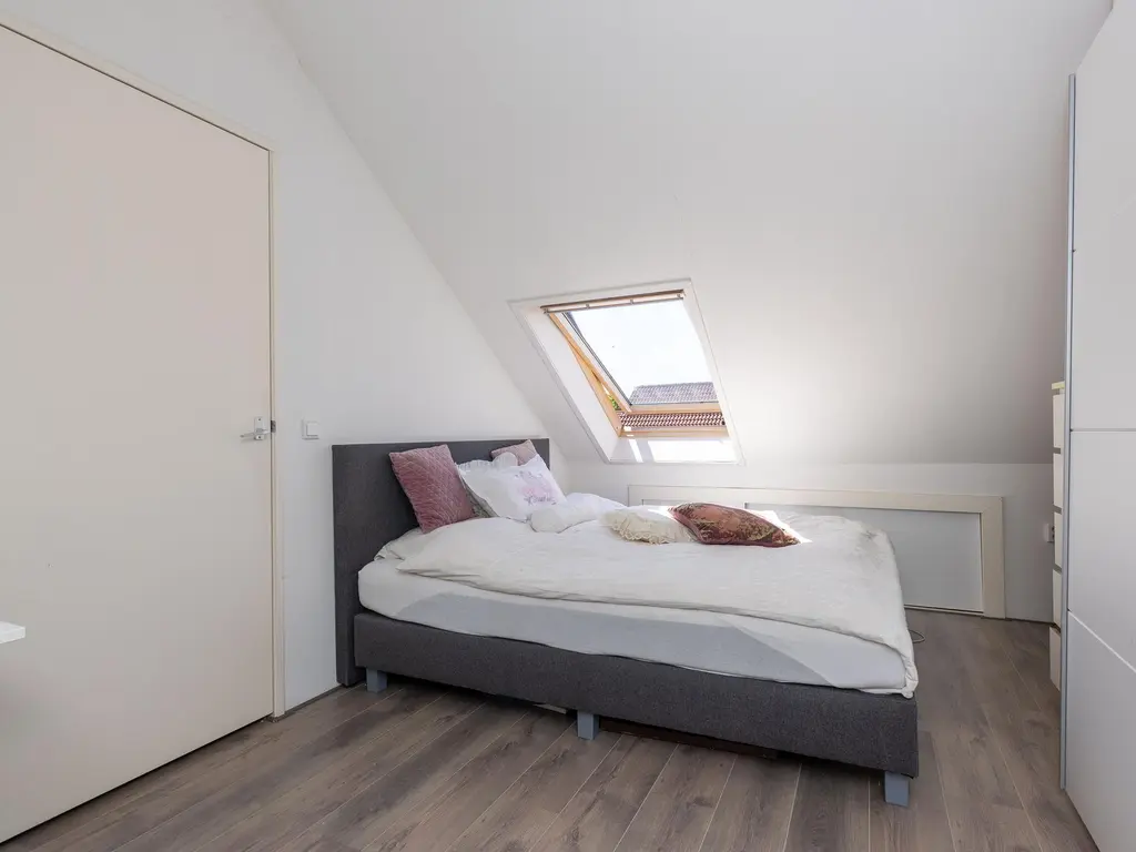 Grutto 65, Hoorn