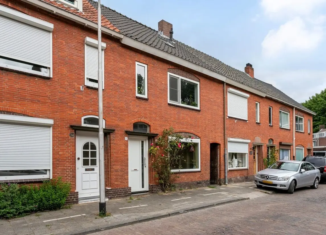 Hellebaardstraat 15