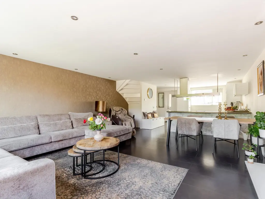 Puttersbos 71, HOOFDDORP