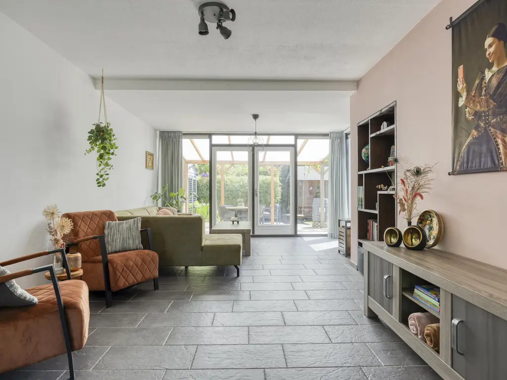 't Weerom 3, BARENDRECHT