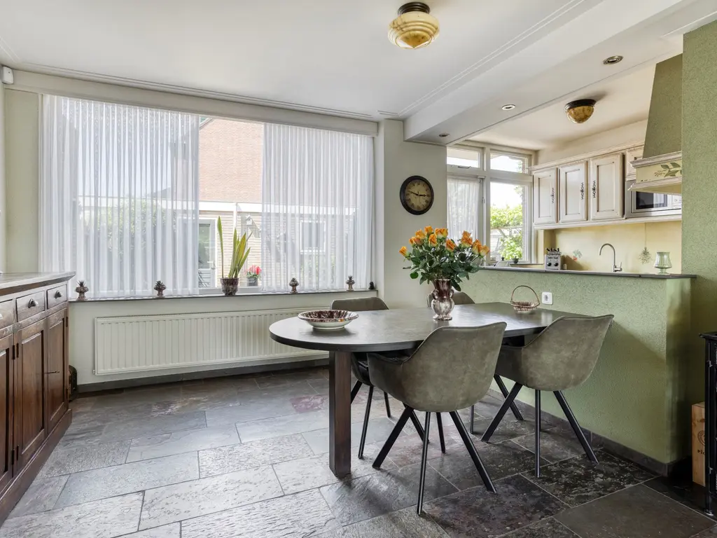 Wilhelminastraat 39, Leiderdorp