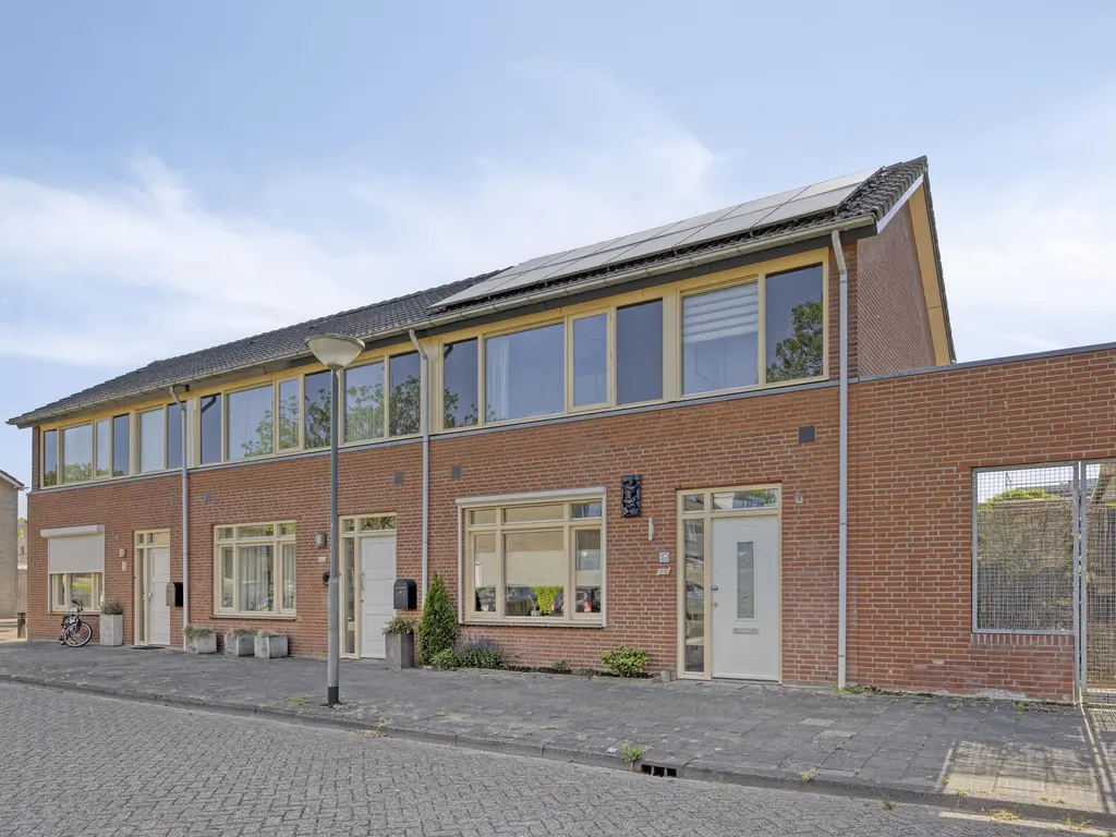 Dr. Ringersstraat 2a, WAALWIJK