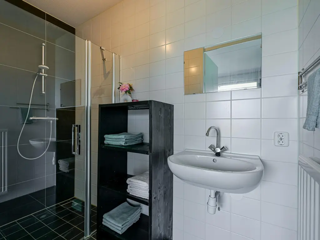 Acacialaan 16, HEERHUGOWAARD