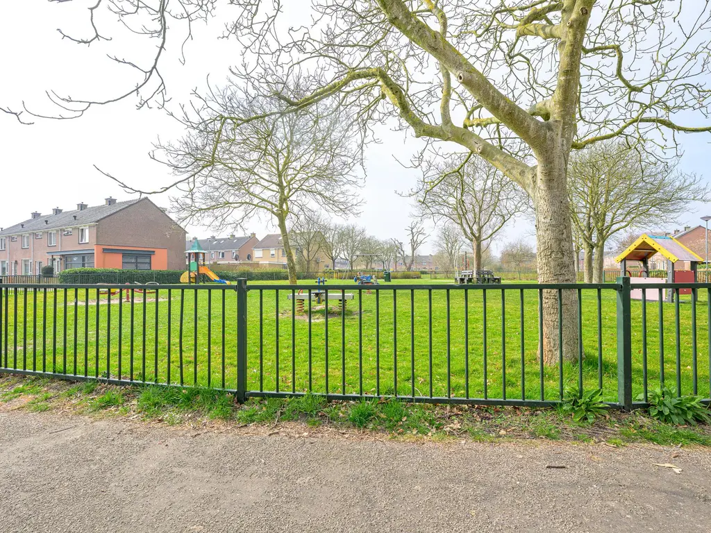 Graaf Willemstraat 51, BOVENKARSPEL