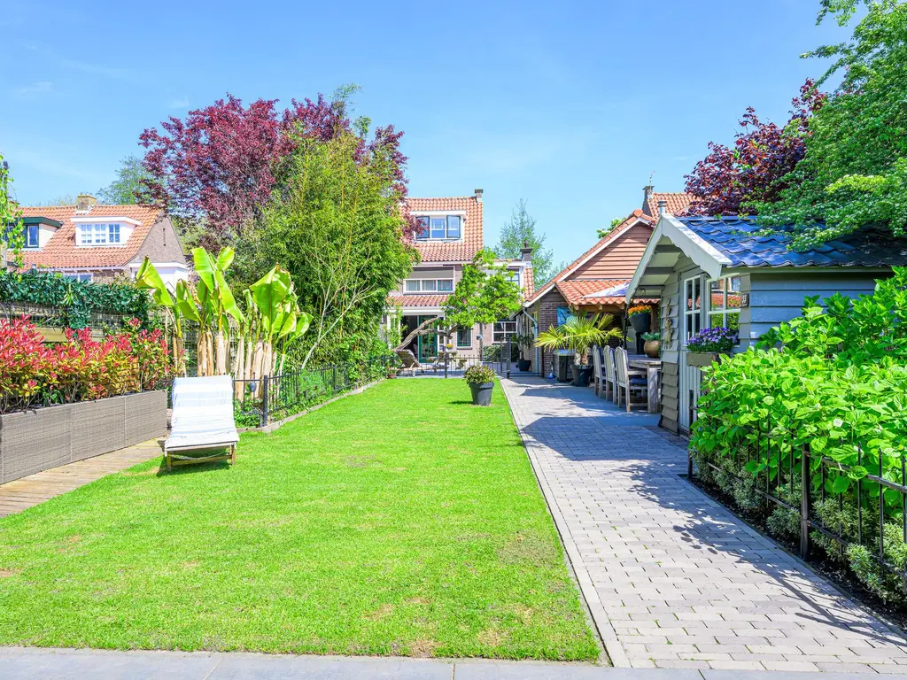 Bosstraat 65, WINKEL