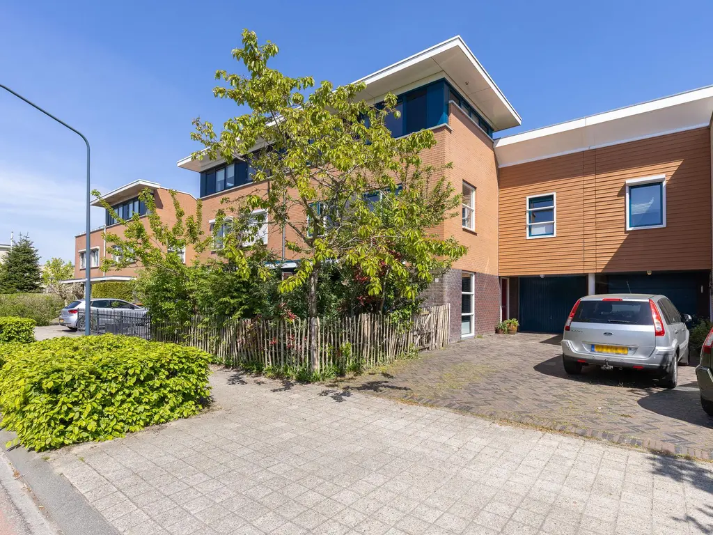 Charlotte v Pallandthof 117, Hoorn
