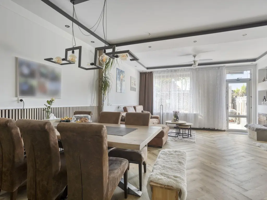 Pierre Cuypershof 12, AMSTERDAM