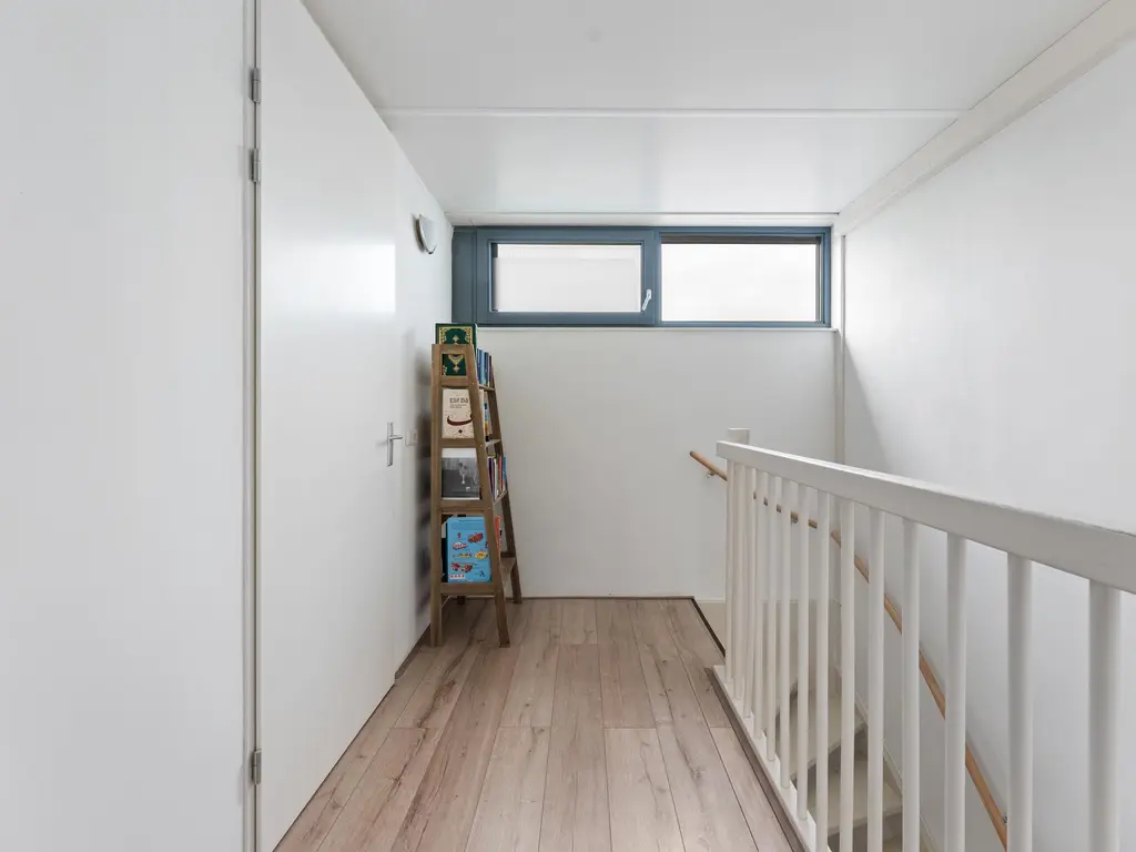 van Baerlestraat 247, VLAARDINGEN