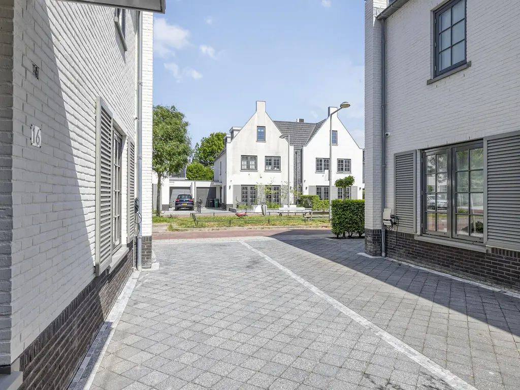 Wijkermeerhof 16, 'S-GRAVENHAGE
