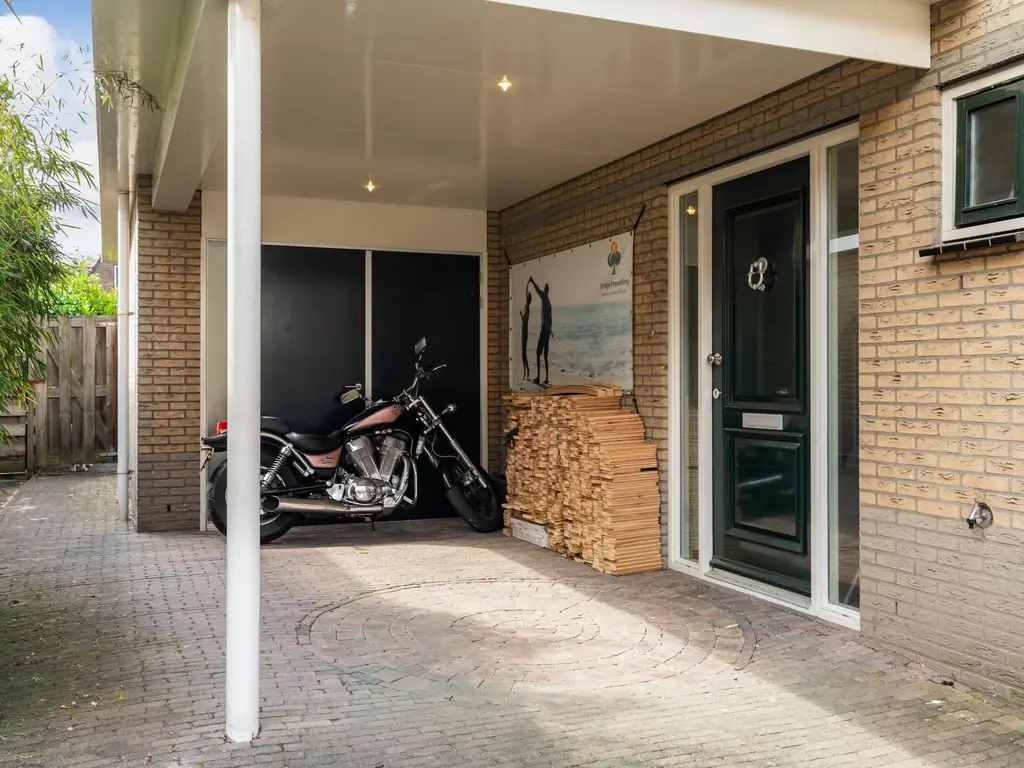 Westpolderstraat 12, SCHIEDAM