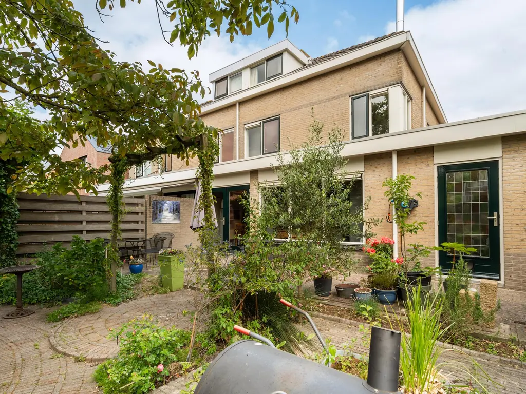 Westpolderstraat 12, SCHIEDAM