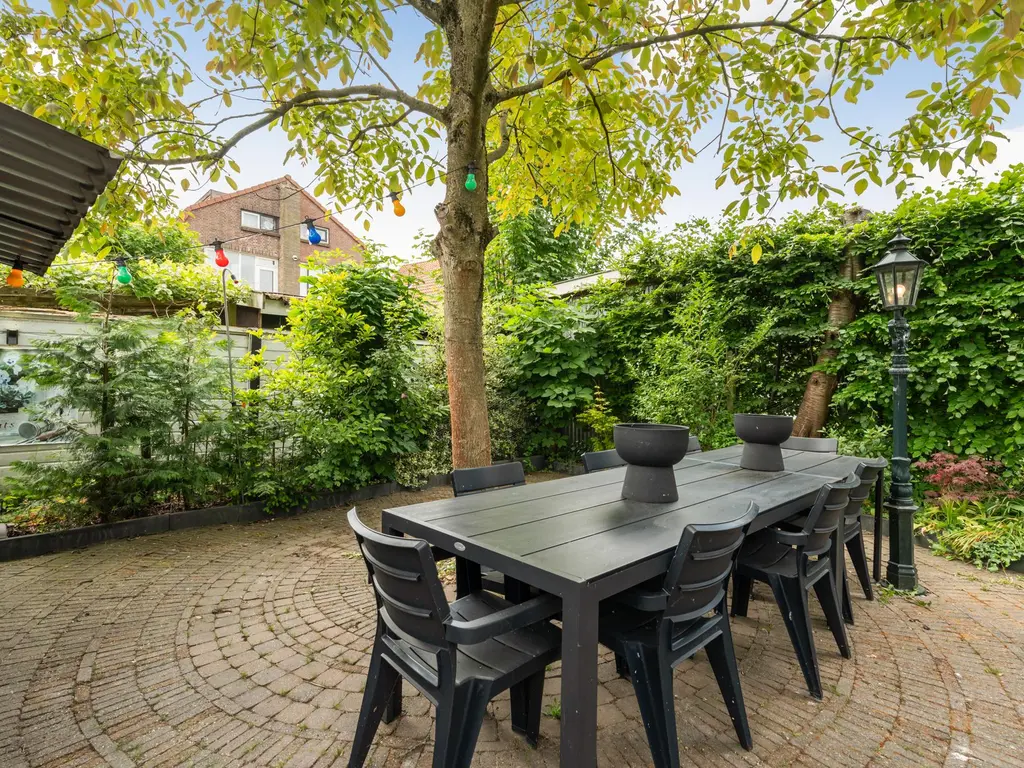 Westpolderstraat 12, SCHIEDAM