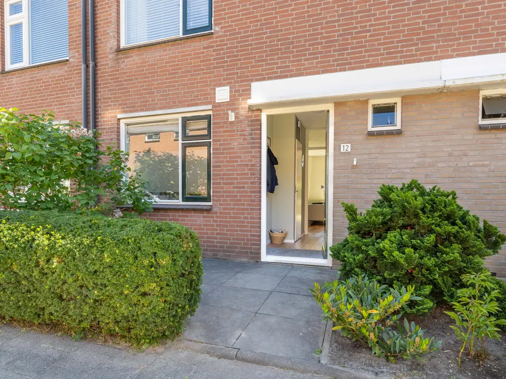 Van Merodestraat 12, Leidschendam