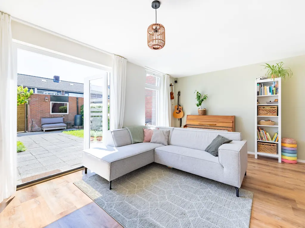 Van Merodestraat 12, Leidschendam