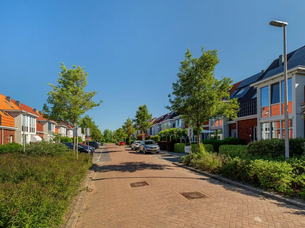Catharinapolder 50, BARENDRECHT