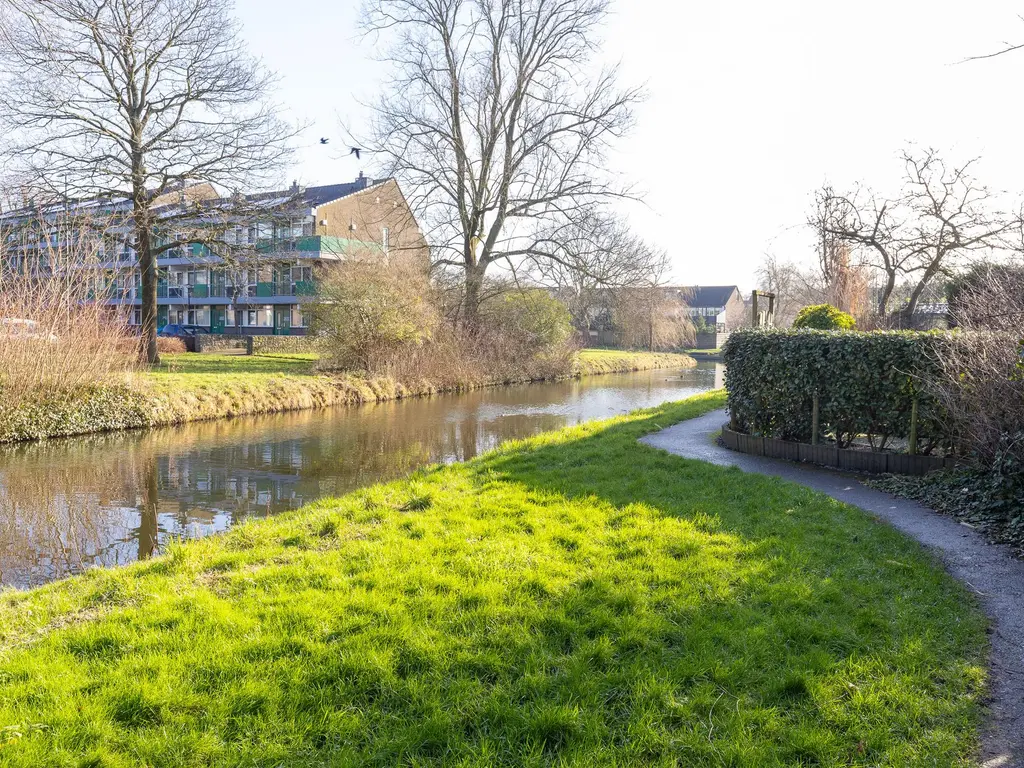 Karos 66, HOORN