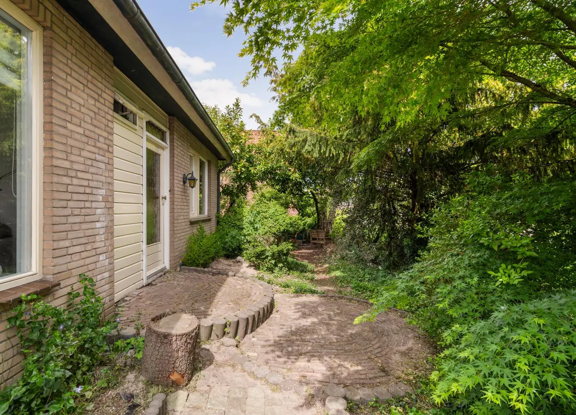 Albert van 't Hartweg 36