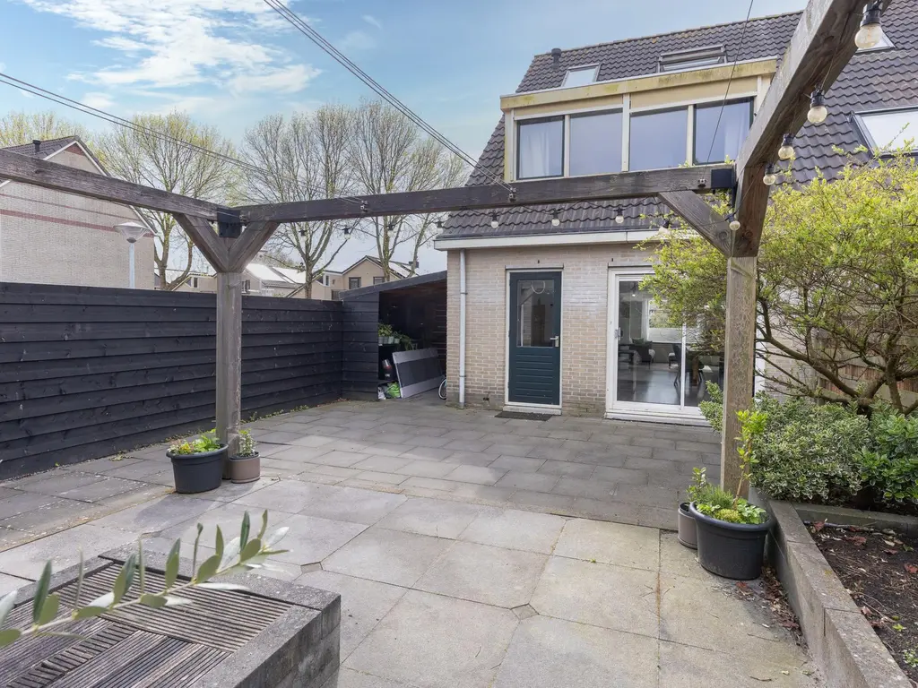 Duke Ellingtonhof 47, Hoorn