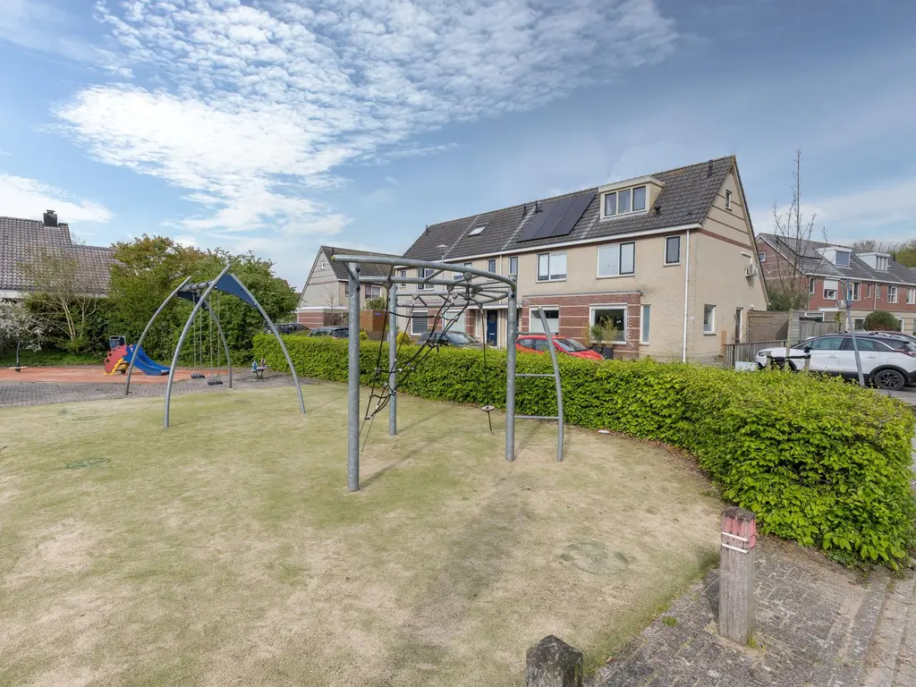 Duke Ellingtonhof 47, Hoorn