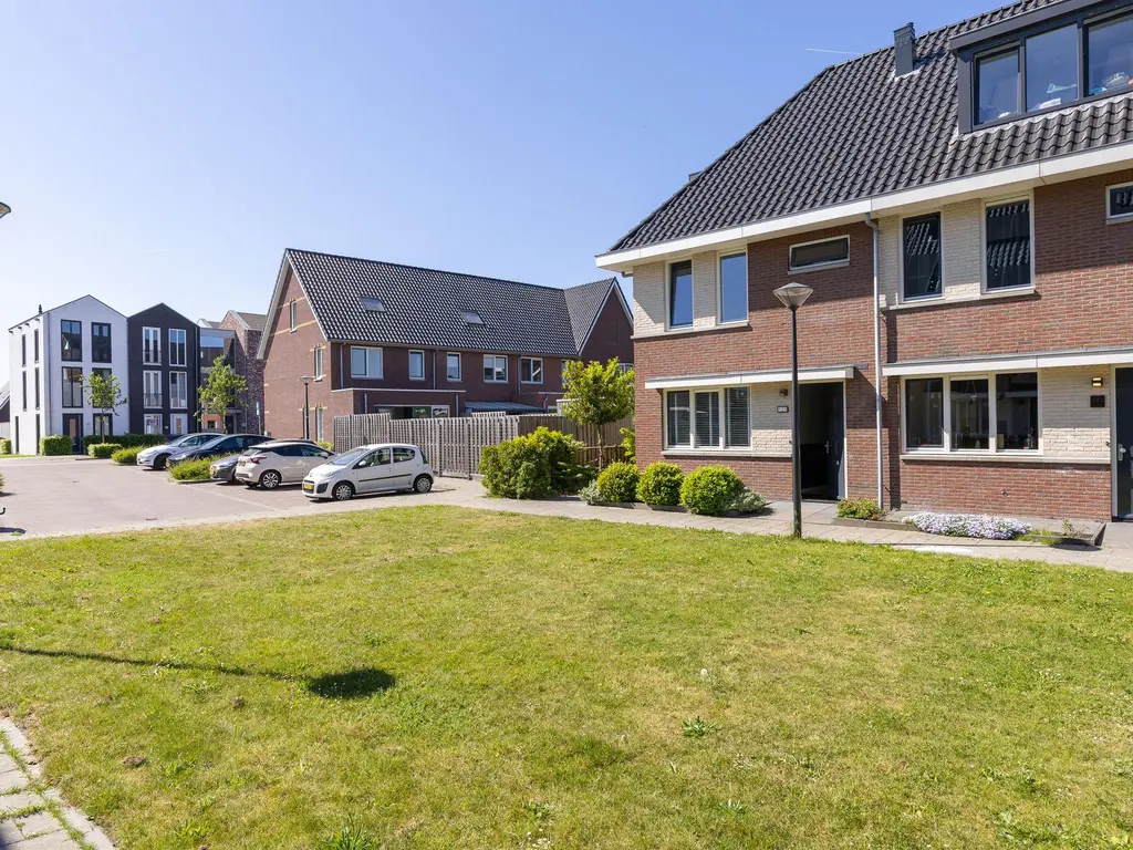 Lage Hoek 125, Zwaag