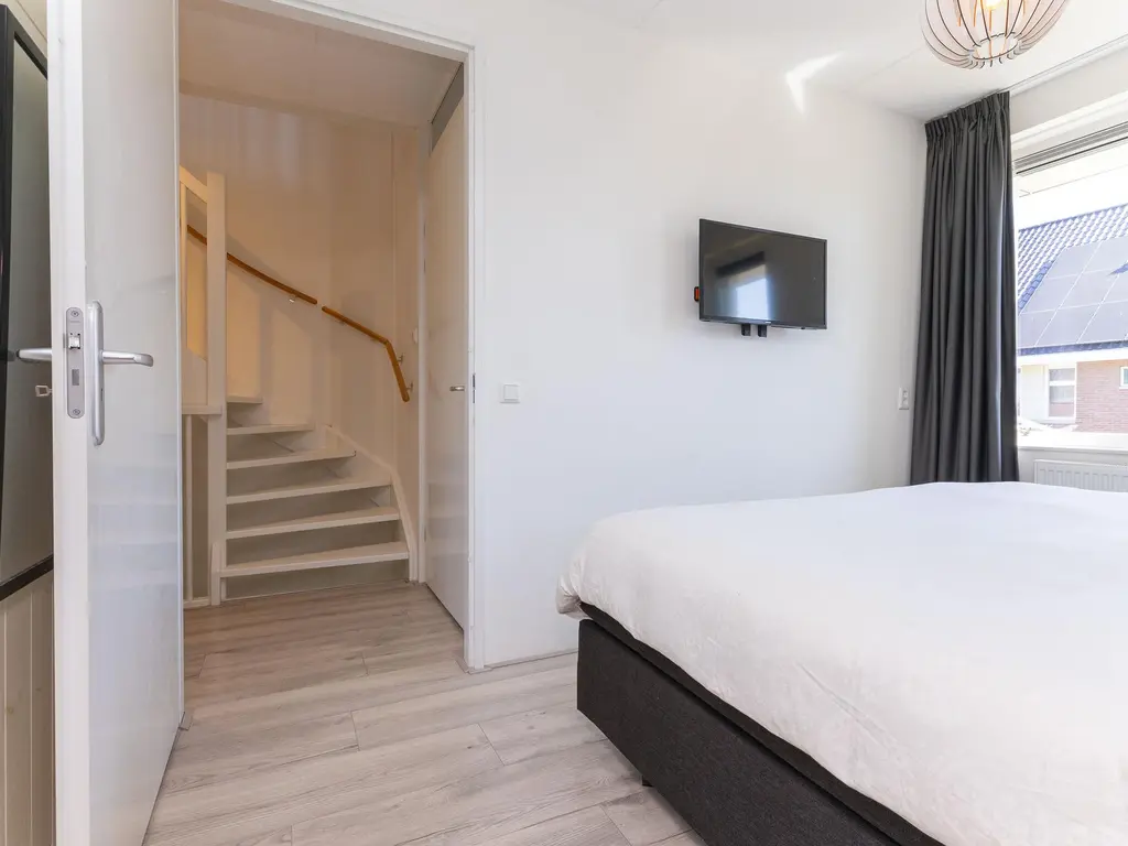 Lage Hoek 125, Zwaag
