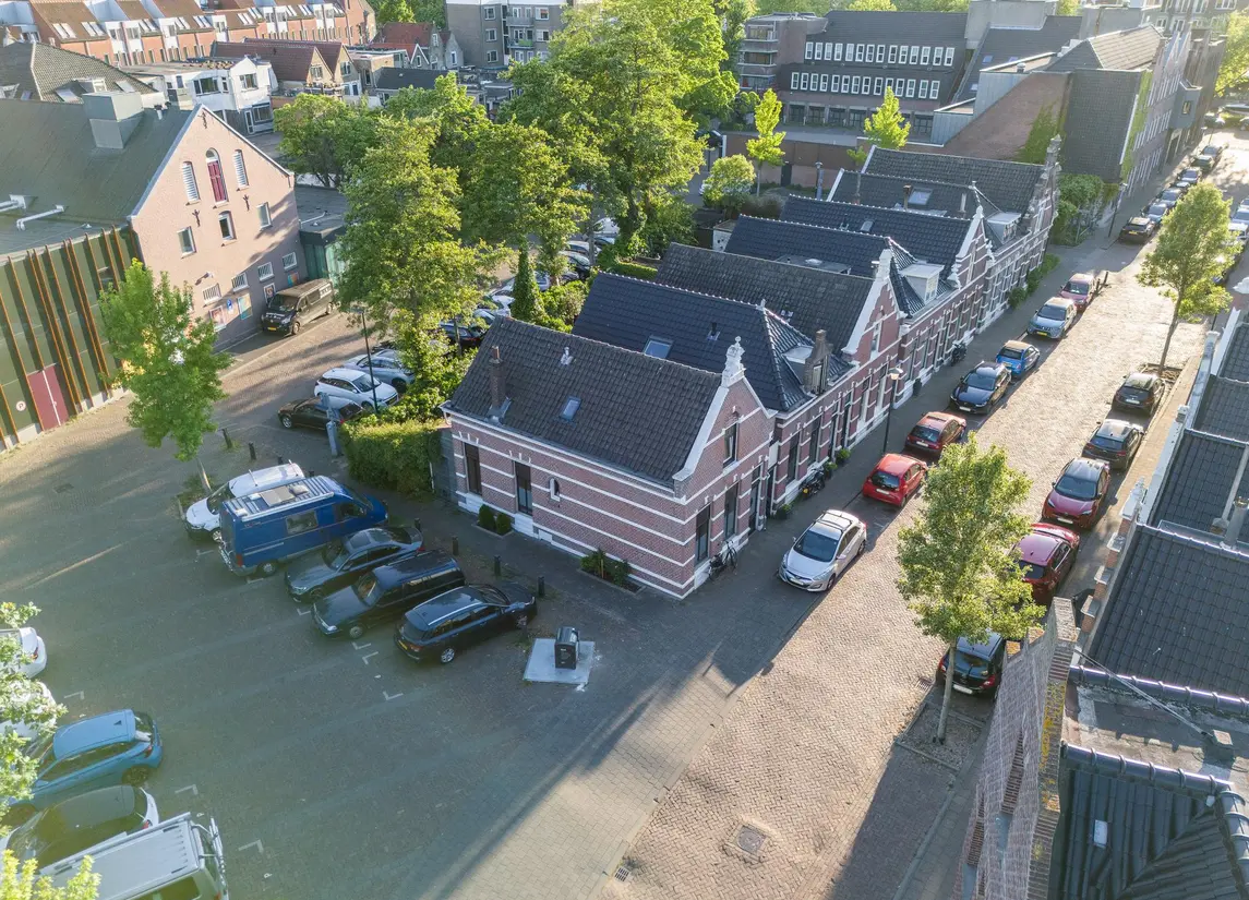 Emmastraat 18