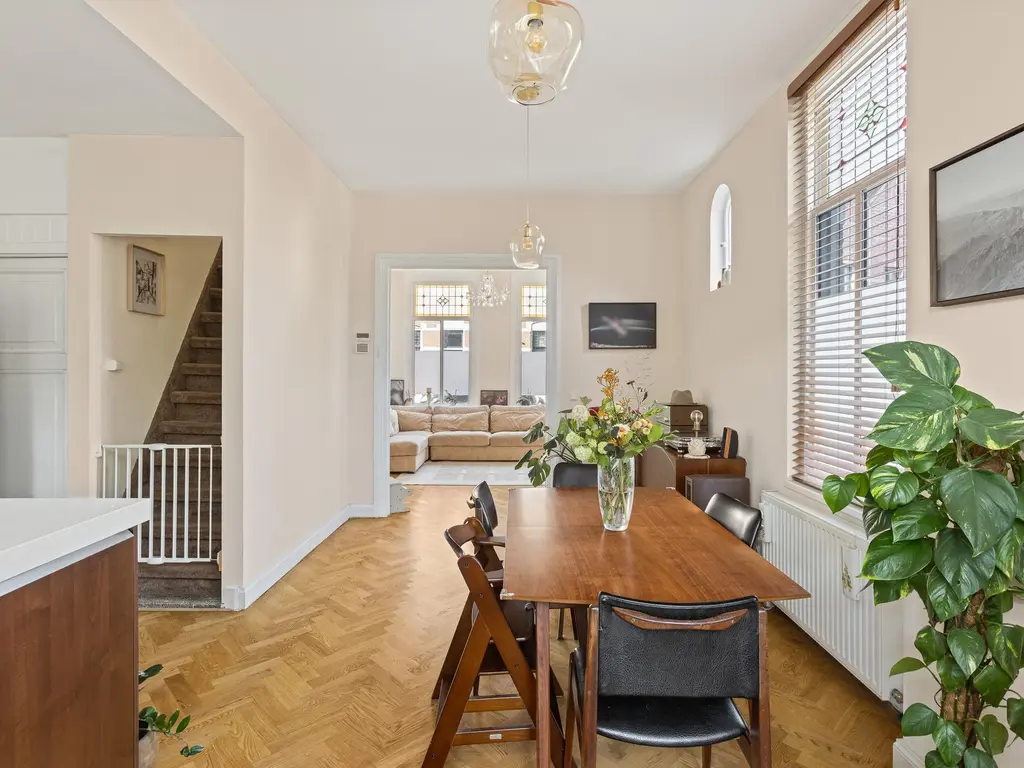 Emmastraat 18, VLAARDINGEN