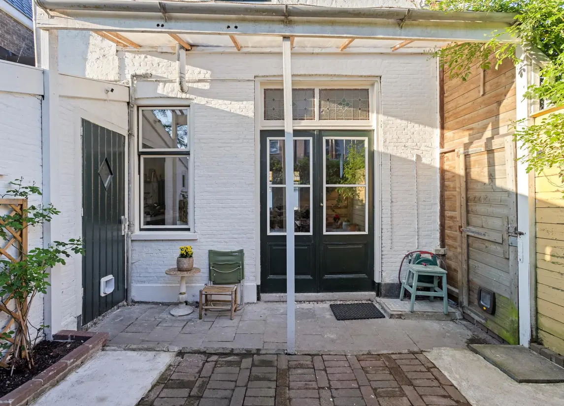 Emmastraat 18