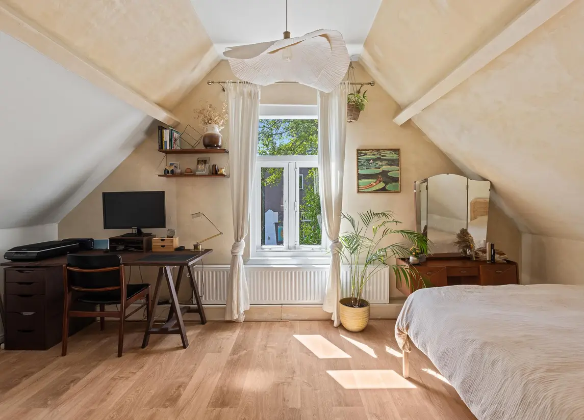 Emmastraat 18