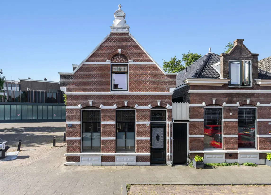 Emmastraat 18