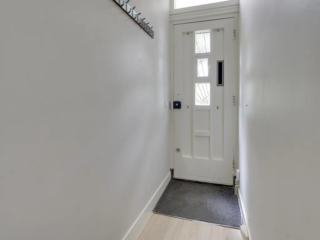 Merwedekade 158, UTRECHT
