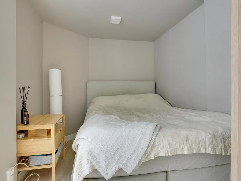 Merwedekade 158, UTRECHT
